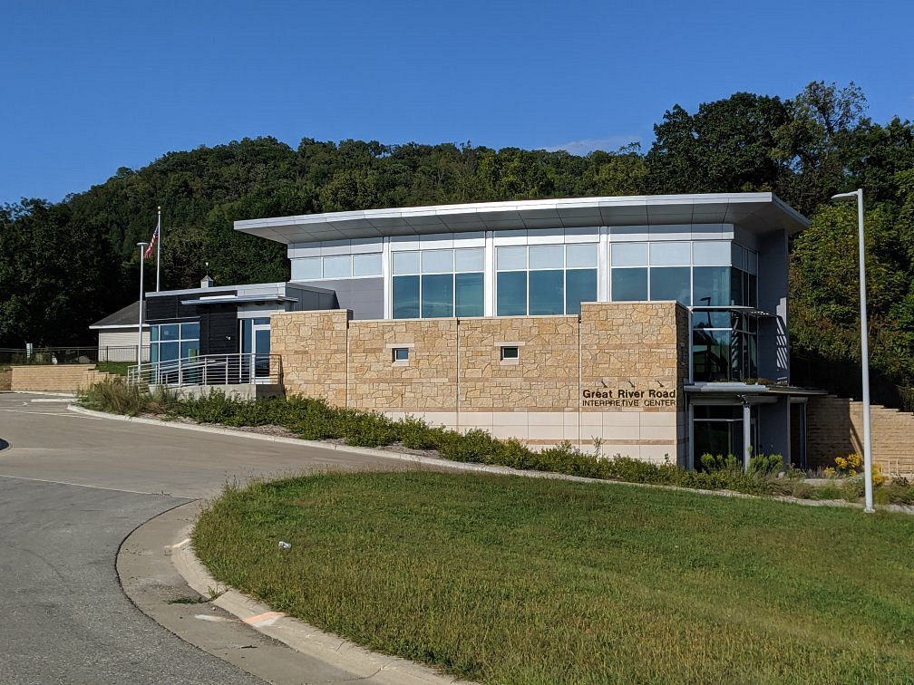Genoa National Fish Hatchery and Visitor Contact Station